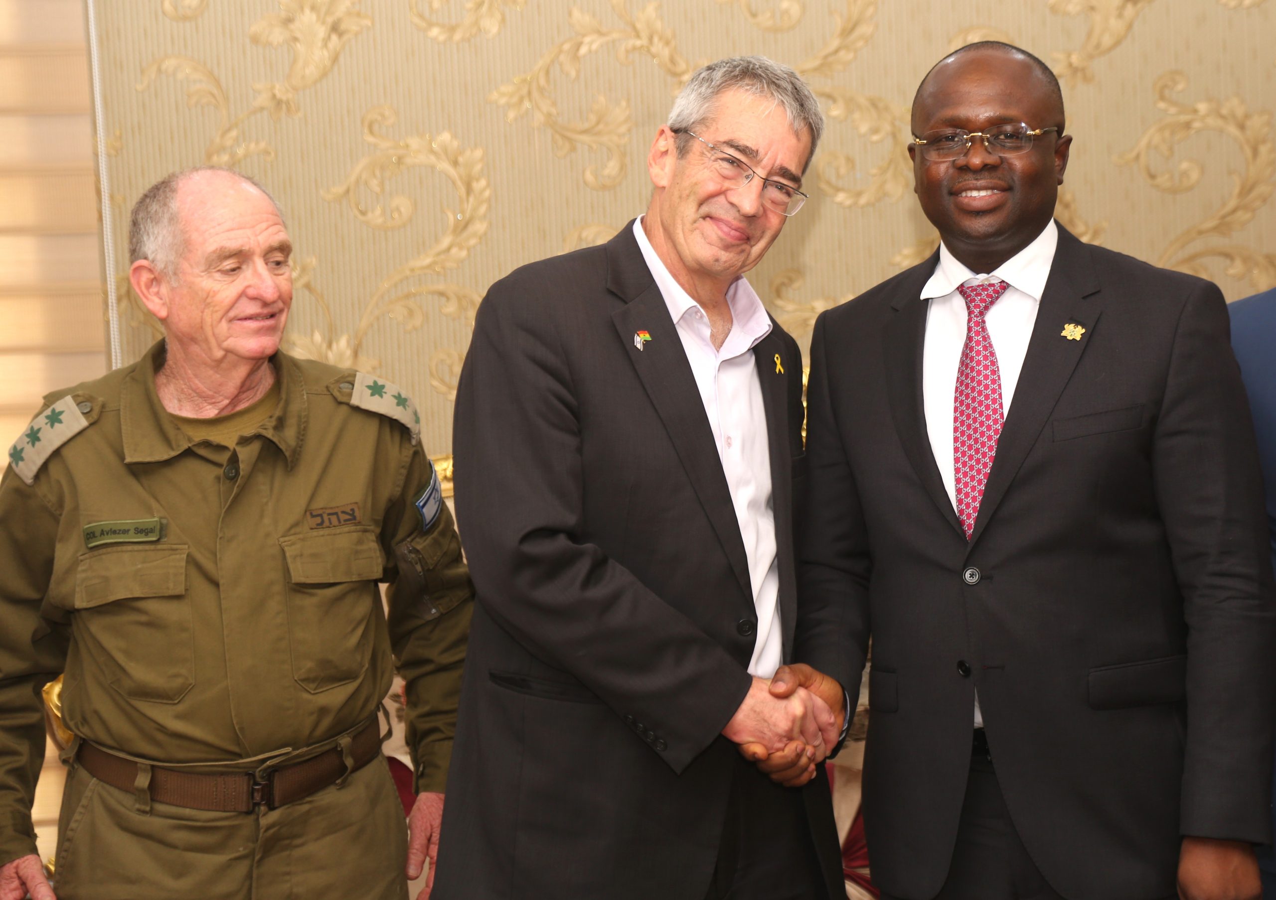 Israeli Ambassador Pays Courtesy Call on Defence Minister