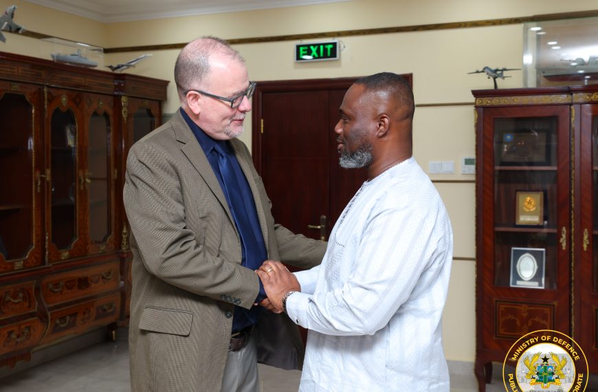 US Chargé d’Affaires Pays Courtesy Call on Defence Minister to Reaffirm Bilateral Security Cooperation